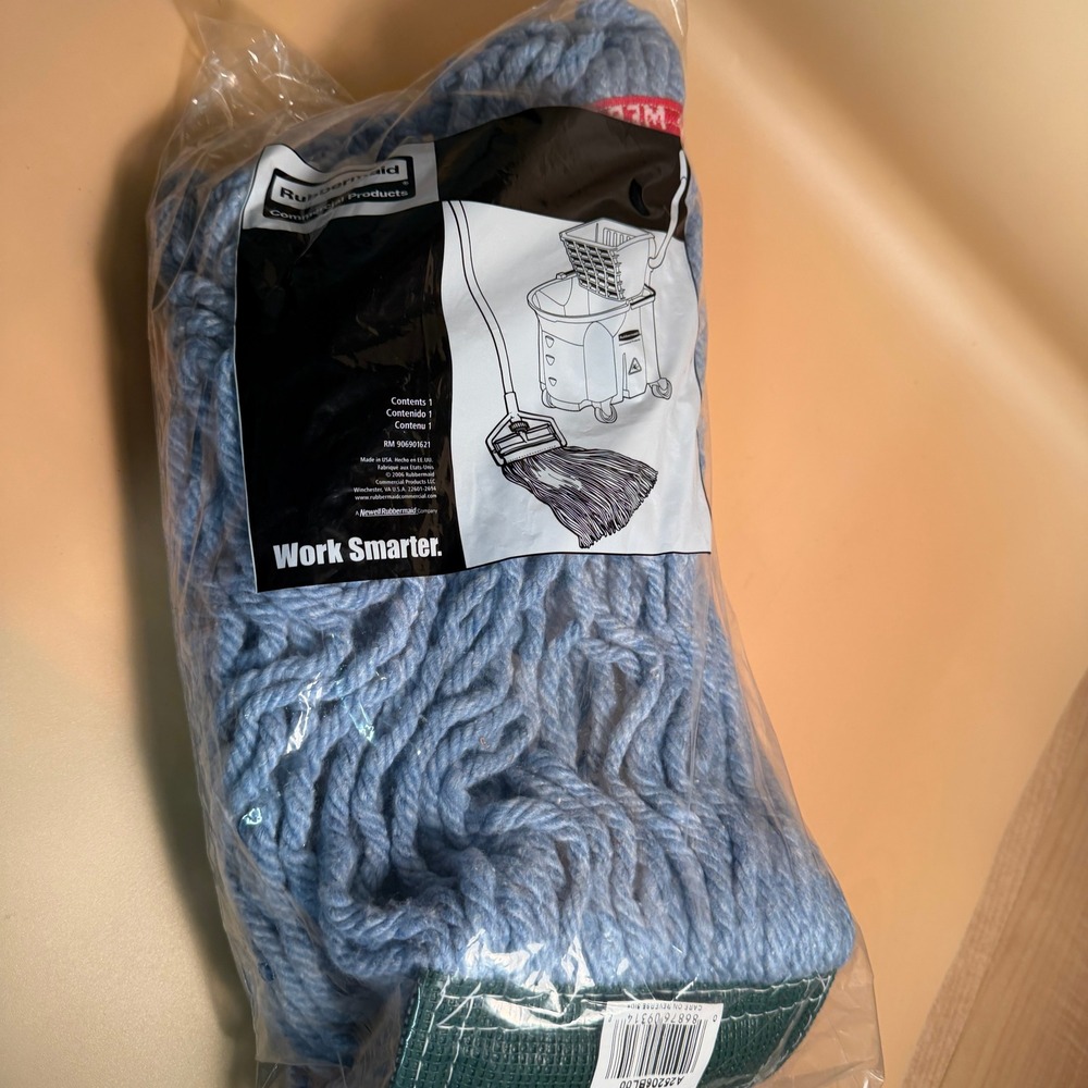 Rubbermaid Web Foot Shrinkless Medium Blue Wet Mop Head A25206BL00 Antimicrobial